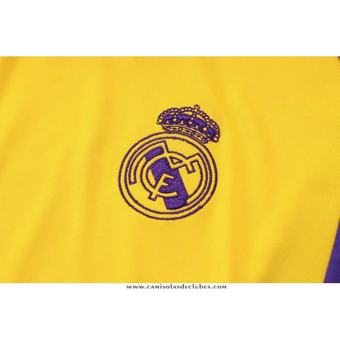 Fato de Treino
 Real Madrid 24/25 Manga Curta
 Amarelo
 - Calcas Curta
